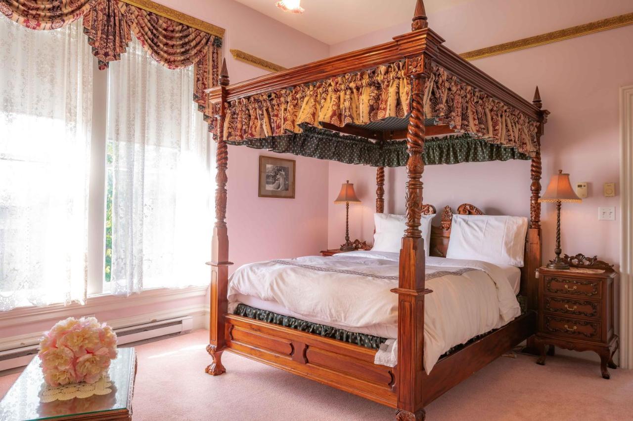 Deluxe Queen Room,742556437:JPEG