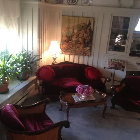 Trutch Manor-3
